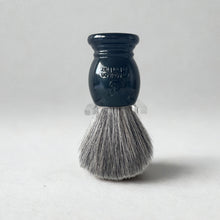 Charger l'image dans la galerie, Blaireau Gris Nacré / Fibre synthétique Grise
